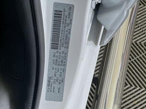 Used 2019 RAM 1500 Big Horn image 12