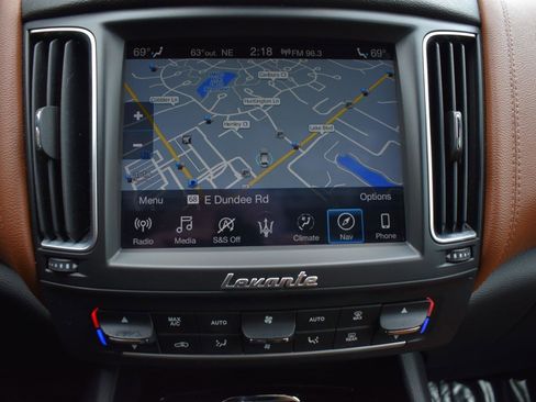 Used 2019 Maserati Levante S image 19