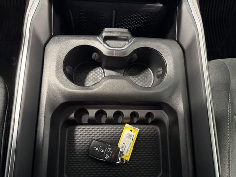 Used 2026 RAM 1500 Big Horn AWD/4WD image 18