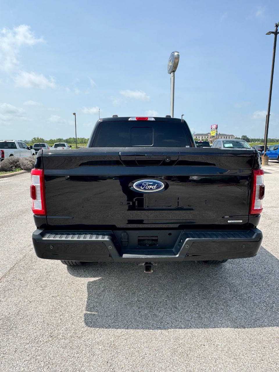 Used 2023 Ford F150 Lariat w/ Equipment Group 502A High AWD/4WD image 18