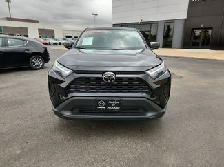 Used 2024 Toyota RAV4 LE FWD video 2