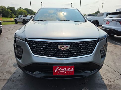 Used 2024 Cadillac XT4 Premium Luxury AWD/4WD image 8