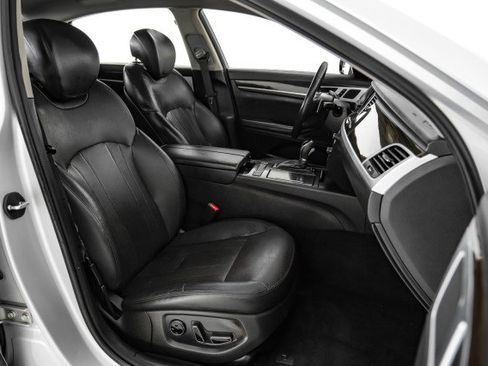 Used 2017 Genesis G80 3.8 image 31