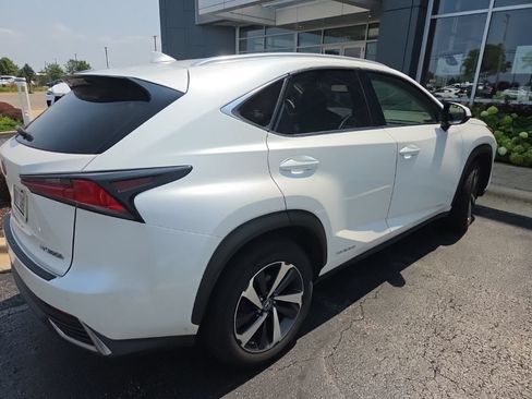 Used 2019 Lexus NX 300h AWD w/ Premium Package image 3