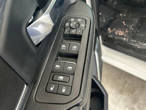 Used 2026 RAM 2500 Laramie AWD/4WD image 42