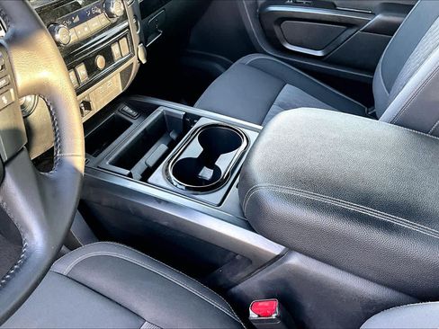 Certified 2023 Nissan Titan SV w/ SV Convenience Package RWD image 17