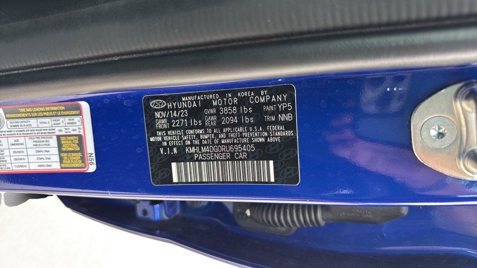 Used 2024 Hyundai Elantra SEL FWD image 29