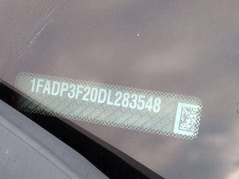 Used 2013 Ford Focus SE image 40