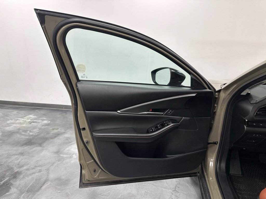 Certified 2024 MAZDA CX-30 Carbon AWD/4WD image 11
