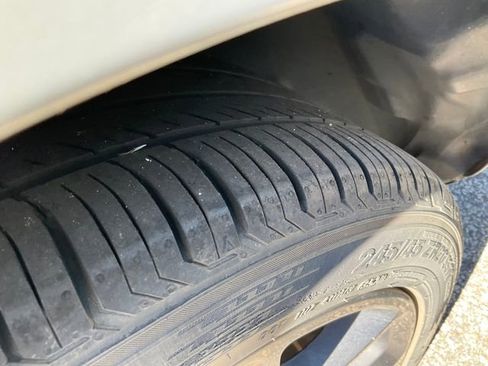Used 2017 Dodge Challenger R/T w/ Cold Weather Group RWD image 13