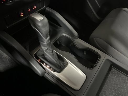 Used 2024 Nissan Frontier S w/ Technology Package image 26