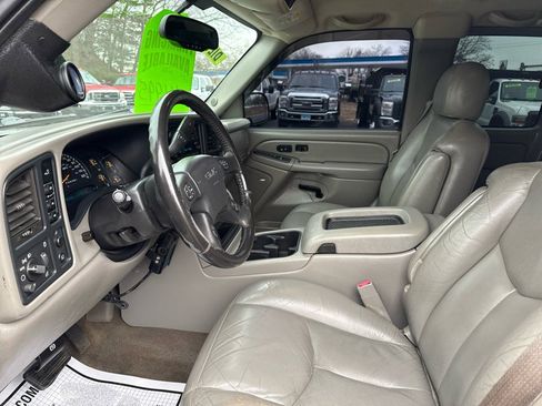 Used 2006 GMC Sierra 2500 SLT w/ Heavy-Duty Power Package image 5