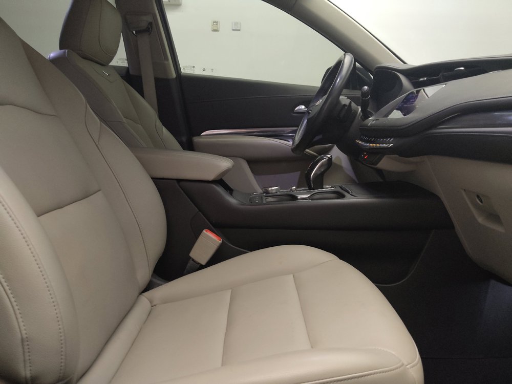 Used 2019 Cadillac XT4 Luxury FWD image 21
