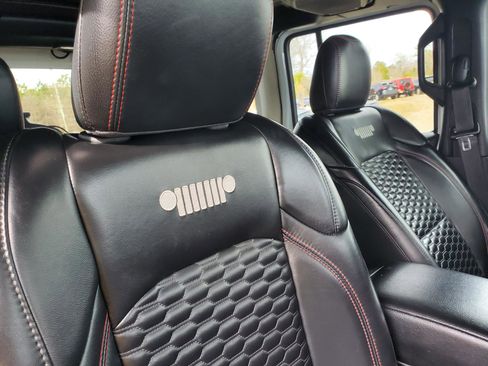 Used 2021 Jeep Wrangler Unlimited Rubicon image 49