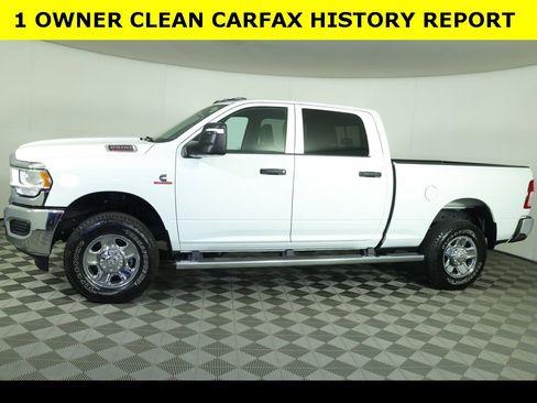 Used 2024 RAM 2500 Tradesman w/ Chrome Appearance Group image 4