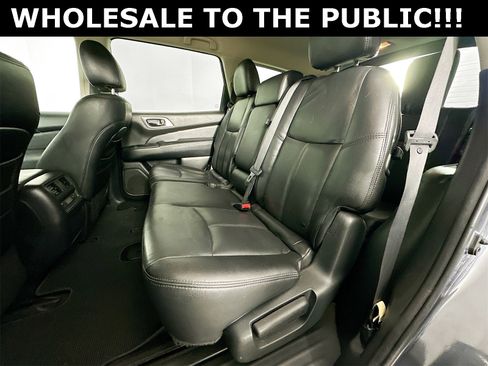 Used 2013 Nissan Pathfinder SV image 23