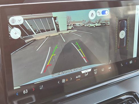 Used 2025 Ford Expedition Active image 10