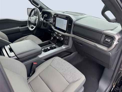 New 2025 Ford F150 XLT w/ Equipment Group 302A MID image 23