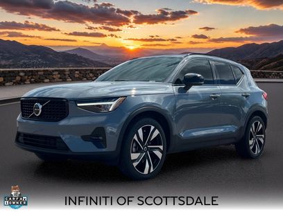 Used 2023 Volvo XC40 B5 Ultimate w/ Protection Package Premier