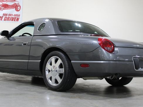 Used 2003 Ford Thunderbird RWD image 25