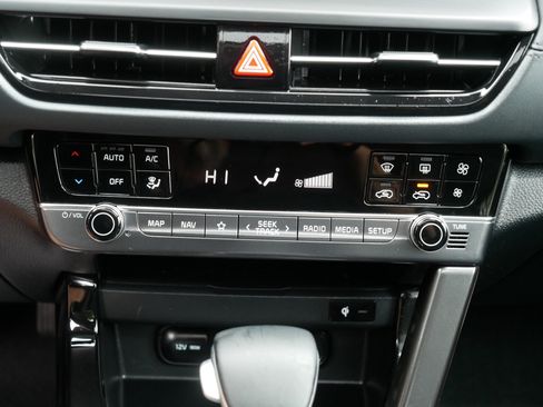 Certified 2025 Kia Seltos EX w/ EX Sunroof Package AWD/4WD image 23