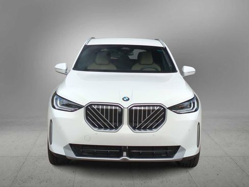 New 2026 BMW X3 xDrive30 w/ Premium Package image 3