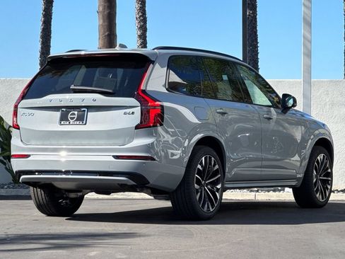 New 2026 Volvo XC90 B6 Ultra image 5