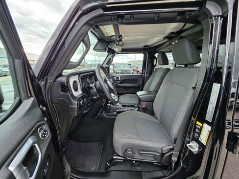 Used 2024 Jeep Wrangler Sahara w/ Technology Group image 24