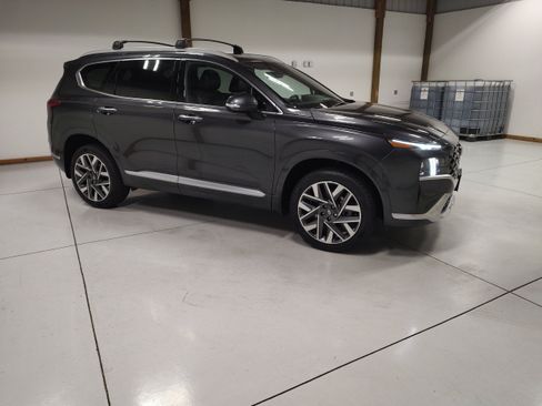Used 2022 Hyundai Santa Fe Calligraphy AWD/4WD image 2