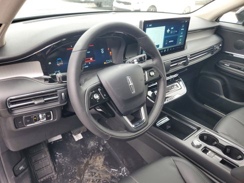 New 2026 Lincoln Corsair Premiere image 12