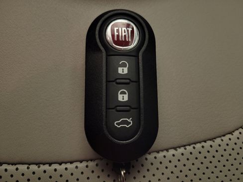 Used 2019 FIAT 500L Trekking w/ Popular Equipment Group image 32