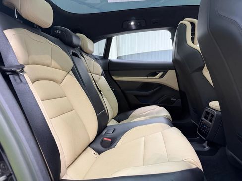 Used 2023 Porsche Taycan GTS image 20