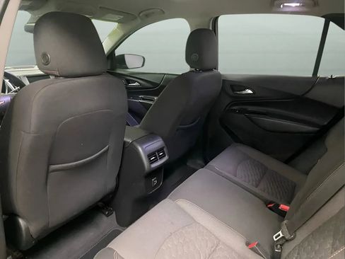 Used 2019 Chevrolet Equinox LT FWD image 12