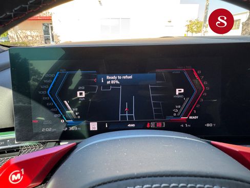 Used 2026 BMW M5 Sedan w/ Carbon Package image 15