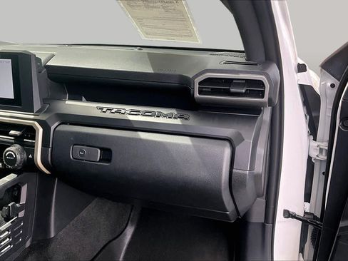 Used 2024 Toyota Tacoma SR RWD image 18