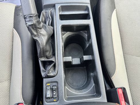 Used 2017 Subaru Crosstrek 2.0i Premium image 29