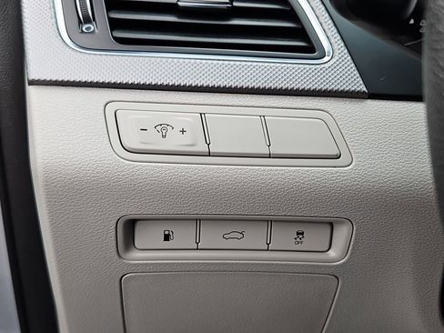 Used 2016 Hyundai Sonata SE image 14