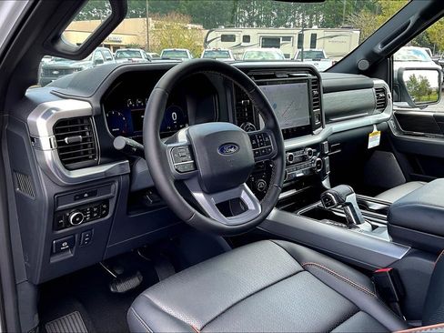 New 2025 Ford F150 Lariat w/ Equipment Group 502A High image 6