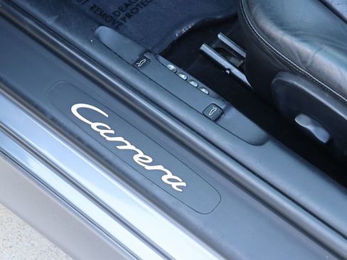 Used 2002 Porsche 911 Carrera image 49