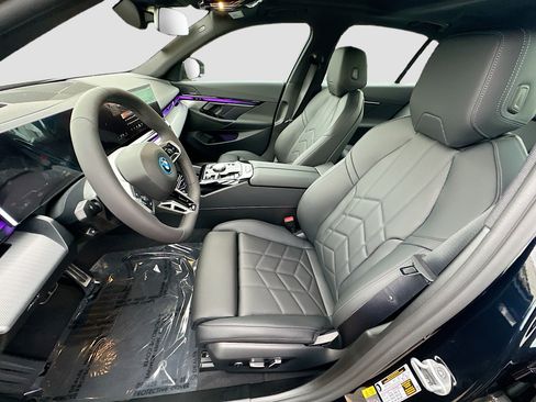 New 2026 BMW i5 eDrive40 w/ M Sport Package image 16
