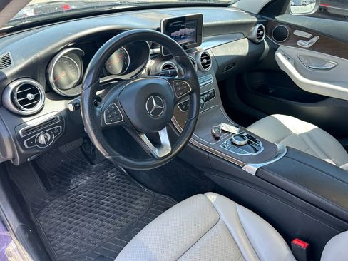 Used 2018 Mercedes-Benz C 300 4MATIC Sedan image 24