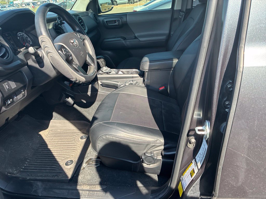 Certified 2022 Toyota Tacoma SR AWD/4WD image 6