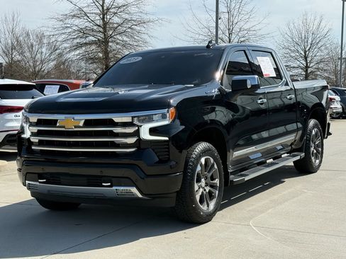 Used 2023 Chevrolet Silverado 1500 High Country w/ Z71 Off-Road Package image 10