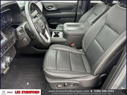 Used 2024 GMC Yukon XL SLT w/ SLT Premium Package image 22