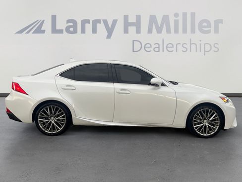 Used 2015 Lexus IS 250 image 6