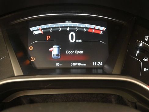 Used 2021 Honda CR-V Touring image 10
