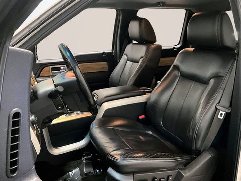 Used 2011 Ford F150 Lariat w/ Lariat Chrome Pkg image 21