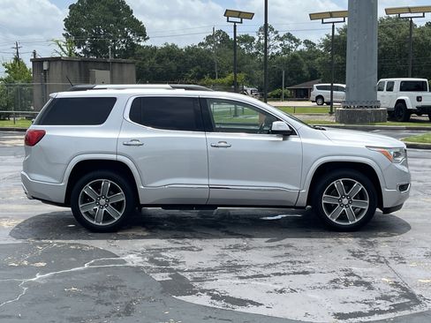 Used 2019 GMC Acadia Denali FWD image 10