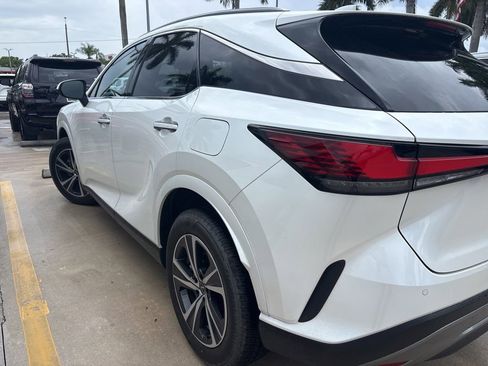 Used 2024 Lexus RX 350 Premium w/ Accessory Package (Z1) FWD image 9