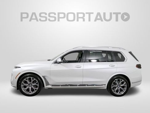Used 2023 BMW X7 xDrive40i image 2